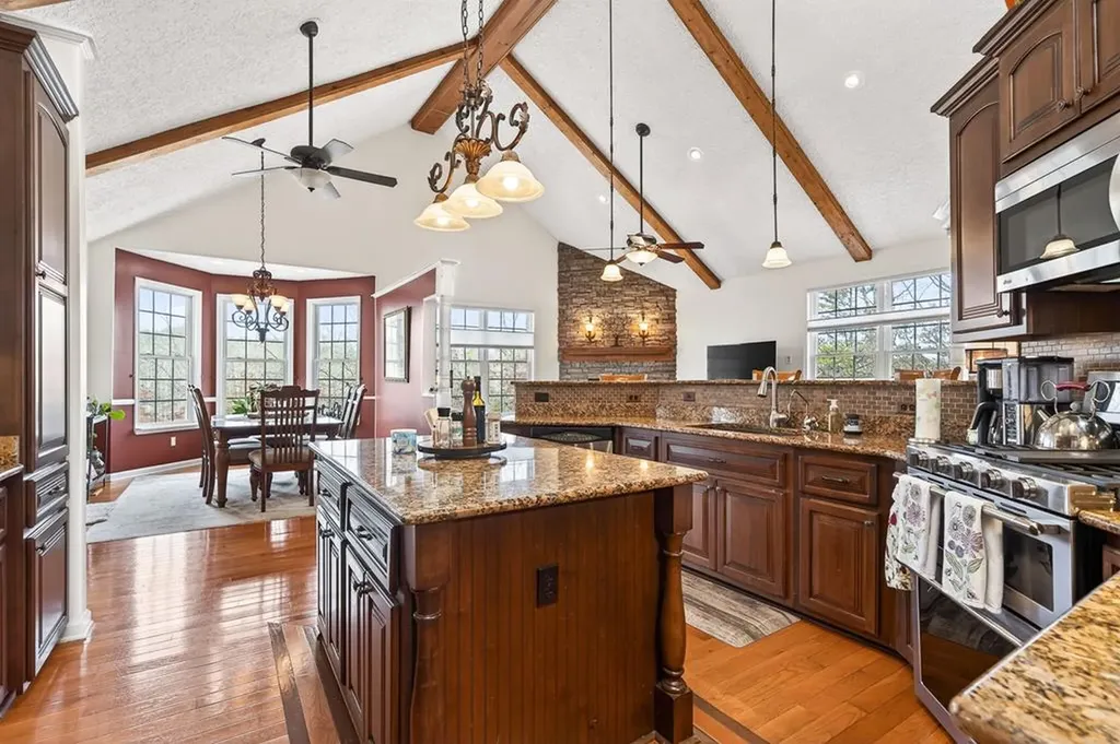 235 Sycamore Bend Monterey TN 38574