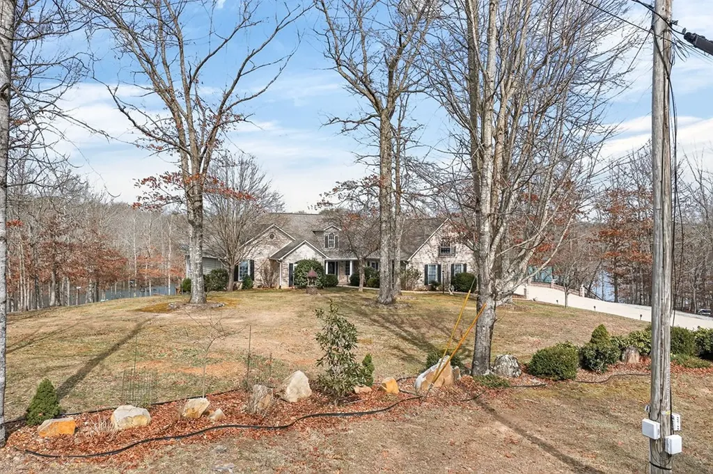 235 Sycamore Bend Monterey TN 38574