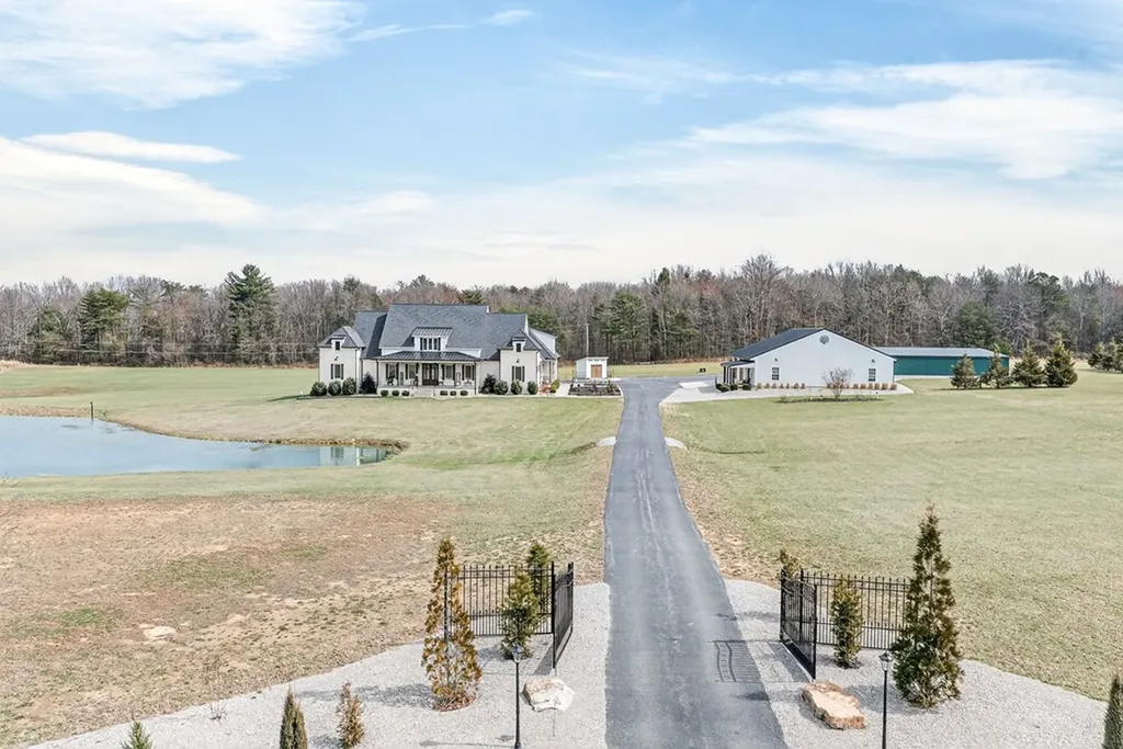 1451 N Les Franklin Road Jamestown TN 38556-5776