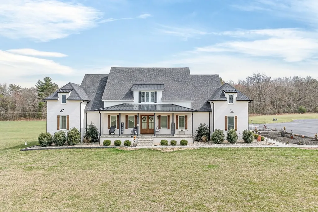 1451 N Les Franklin Road Jamestown TN 38556-5776