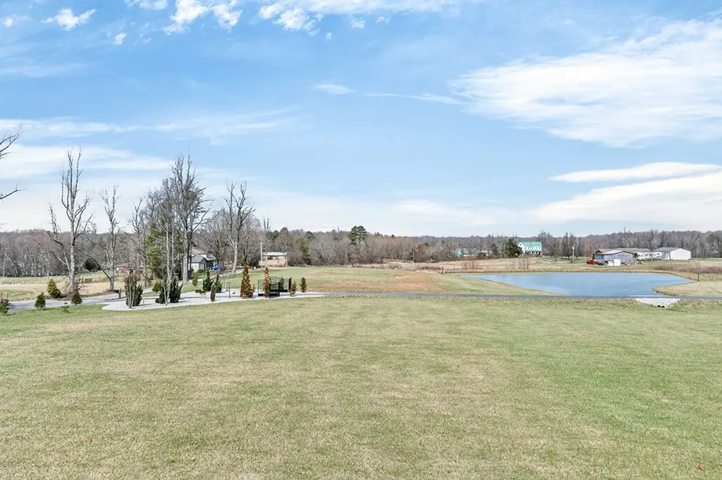1451 N Les Franklin Road Jamestown TN 38556-5776