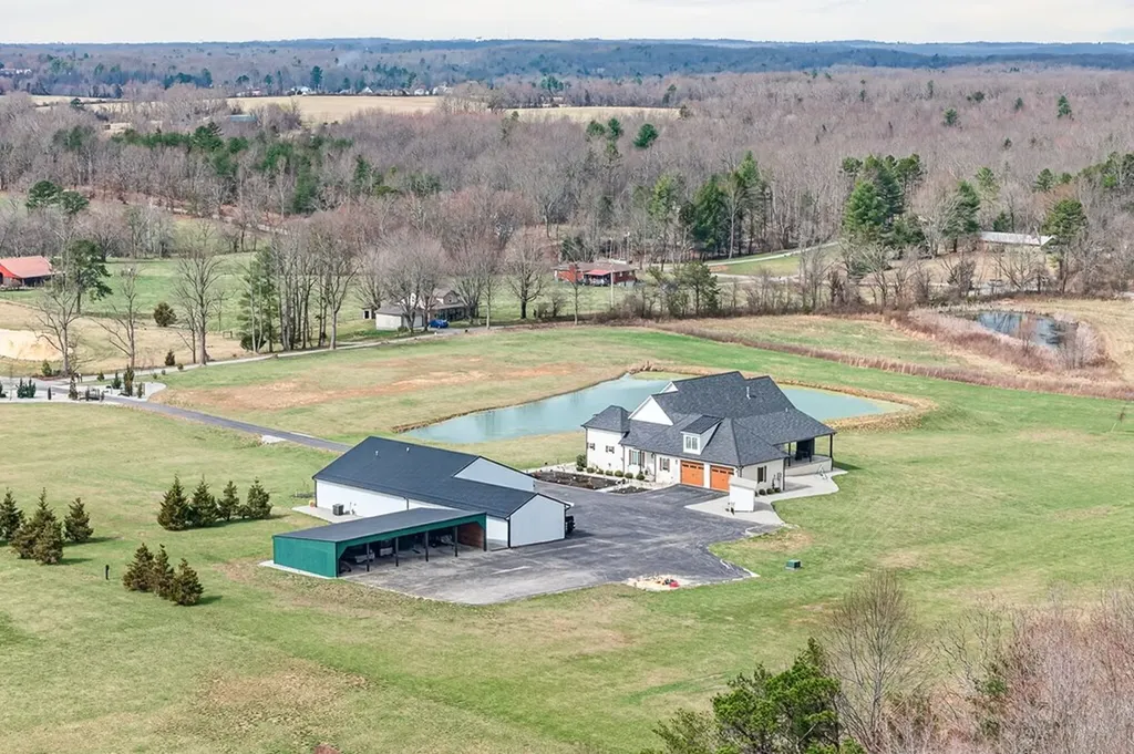 1451 N Les Franklin Road Jamestown TN 38556-5776