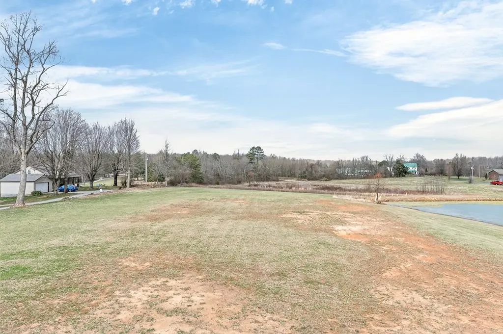 1451 N Les Franklin Road Jamestown TN 38556-5776