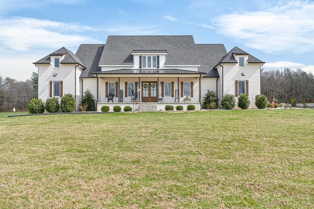1451 N Les Franklin Road Jamestown TN 38556-5776