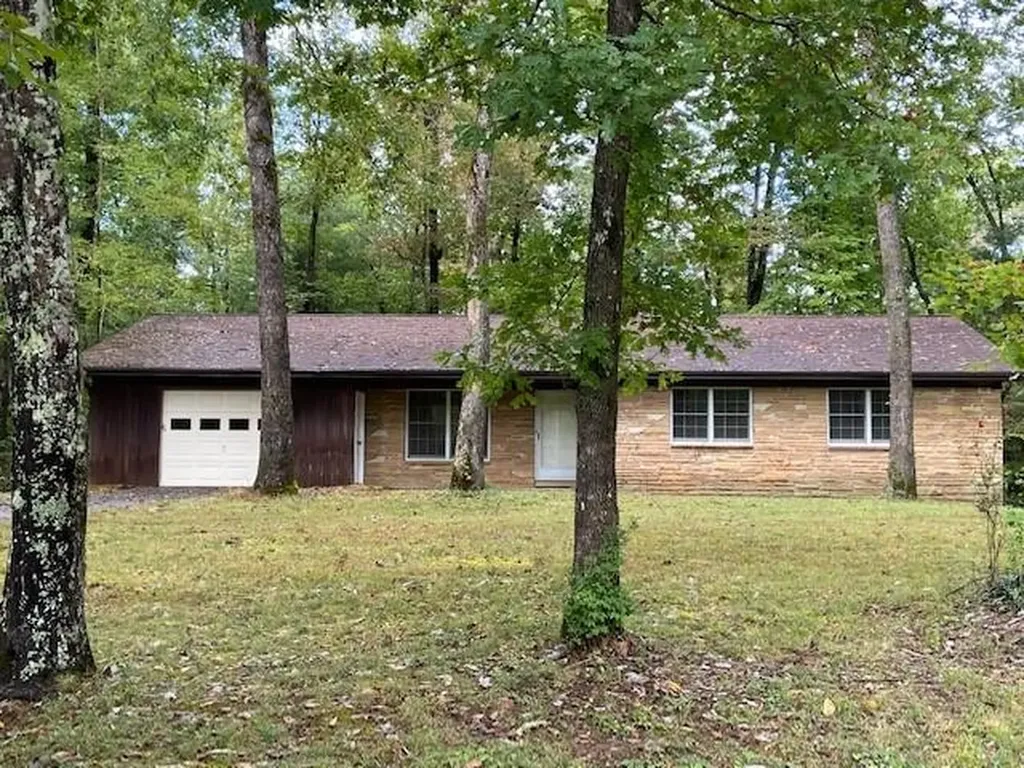 69 Laurel Drive Sparta TN 38583