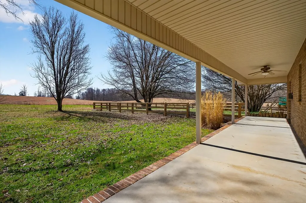 3857 Baxter Road Baxter TN 38544