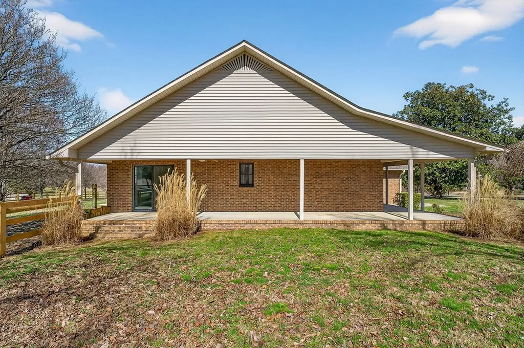 3857 Baxter Road Baxter TN 38544