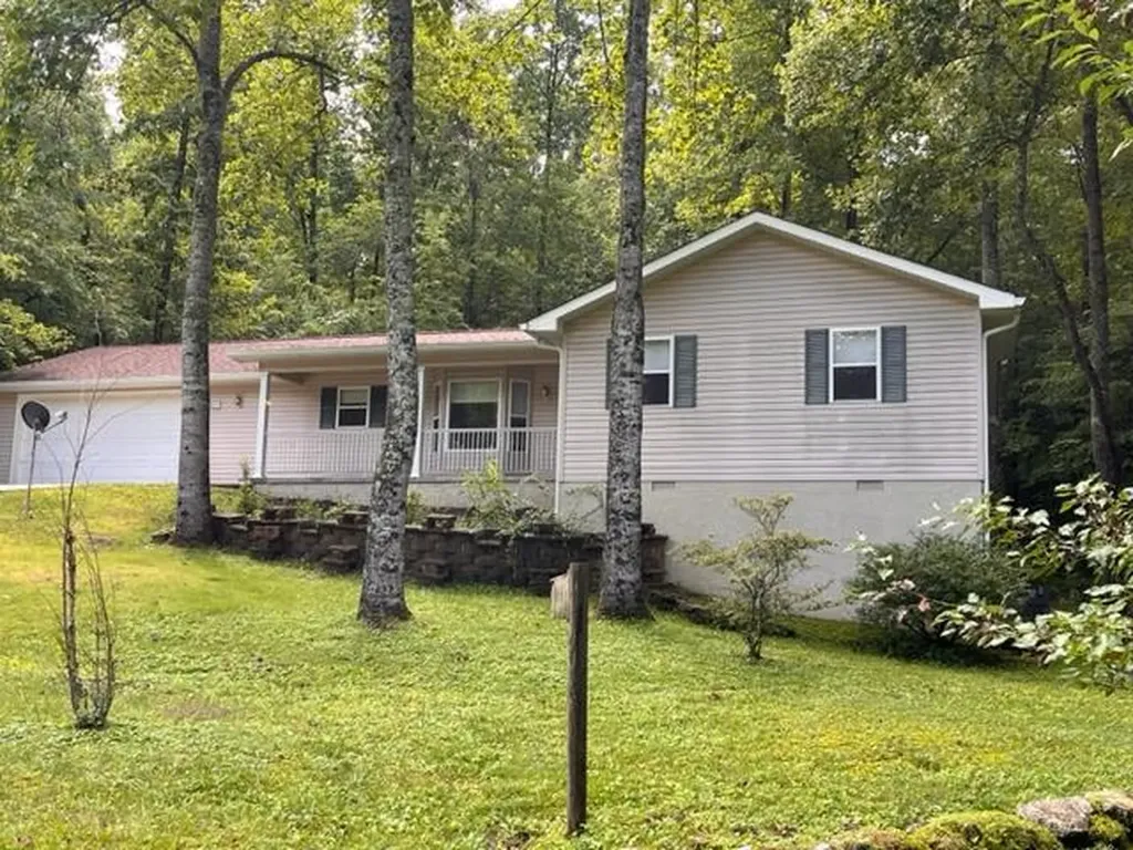 519 Yonside Drive Sparta TN 38583-8105