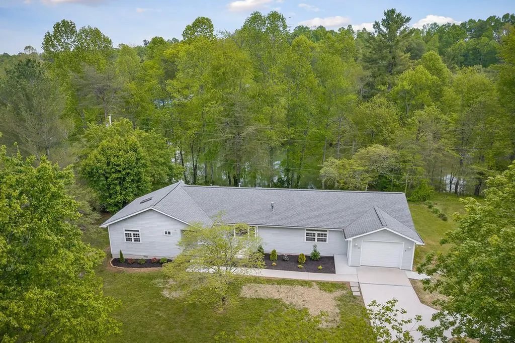 260 Yonside Drive Sparta TN 38583-8131