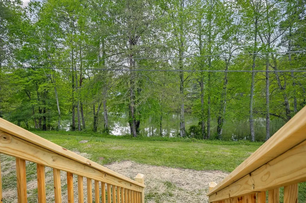 260 Yonside Drive Sparta TN 38583-8131