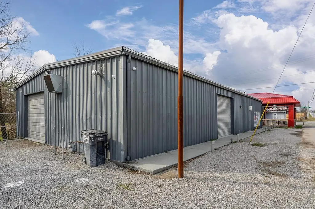 4624 W Broad Street Cookeville TN 38501