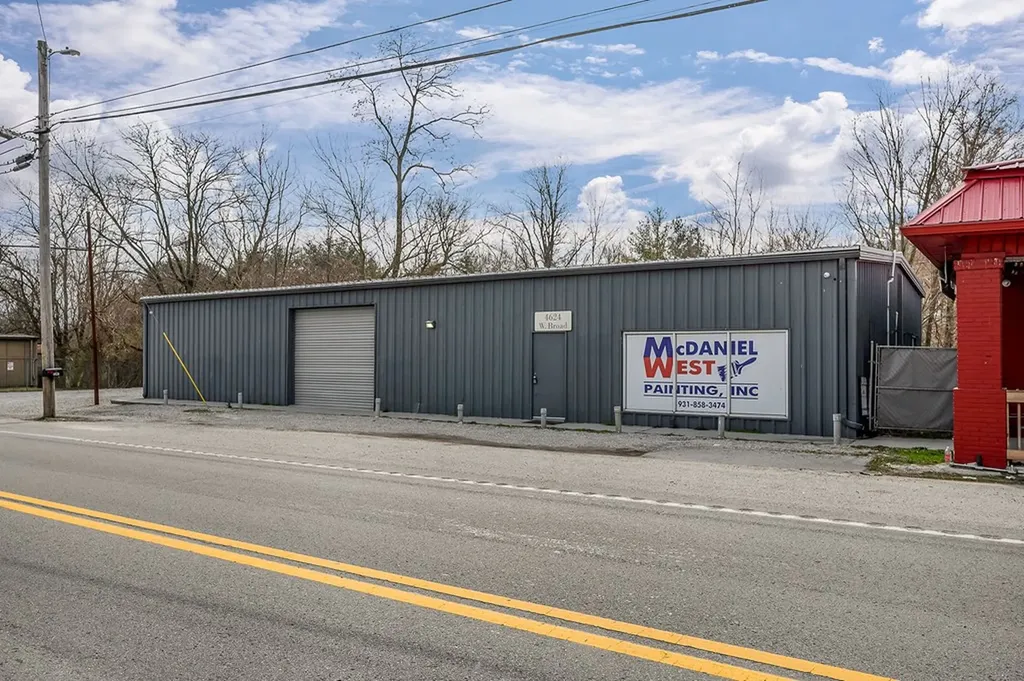 4624 W Broad Street Cookeville TN 38501