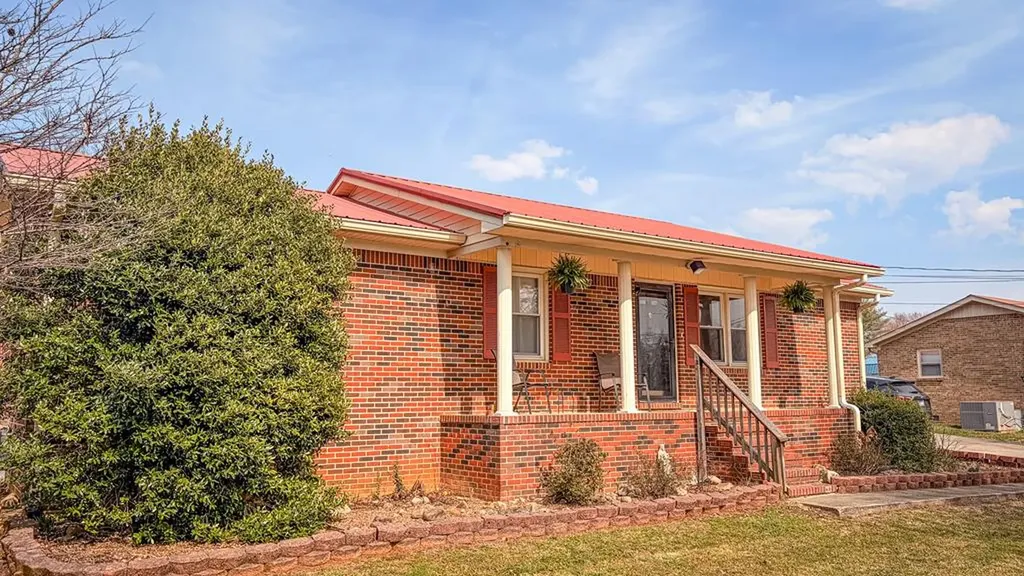 301 Mcquade Creek Mcminnville TN 37110