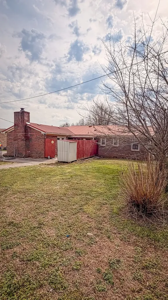 301 Mcquade Creek Mcminnville TN 37110