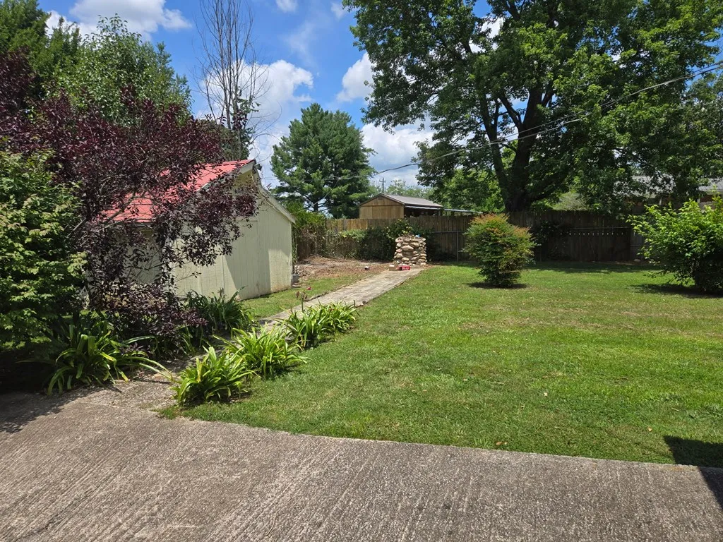 301 Mcquade Creek Mcminnville TN 37110