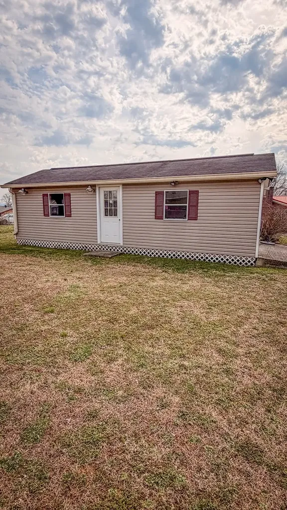 301 Mcquade Creek Mcminnville TN 37110