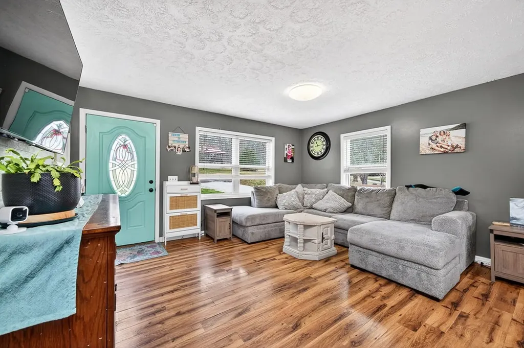 134 Rocky Lane Livingston TN 38570