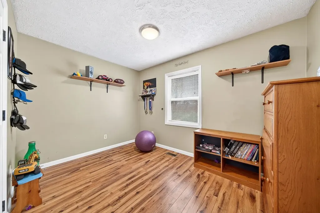 134 Rocky Lane Livingston TN 38570