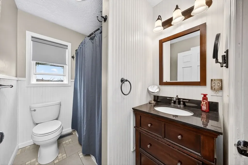 134 Rocky Lane Livingston TN 38570