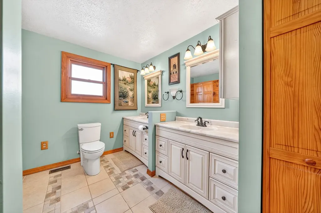 639 Cabin Hill Road Celina TN 38551