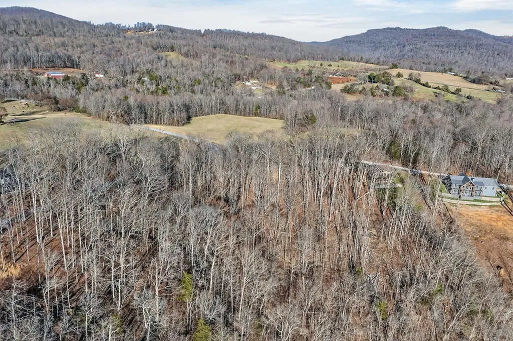 Lot 114 Faix Road Byrdstown TN 38549