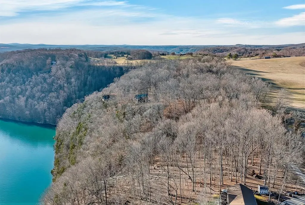 Lot 114 Faix Road Byrdstown TN 38549
