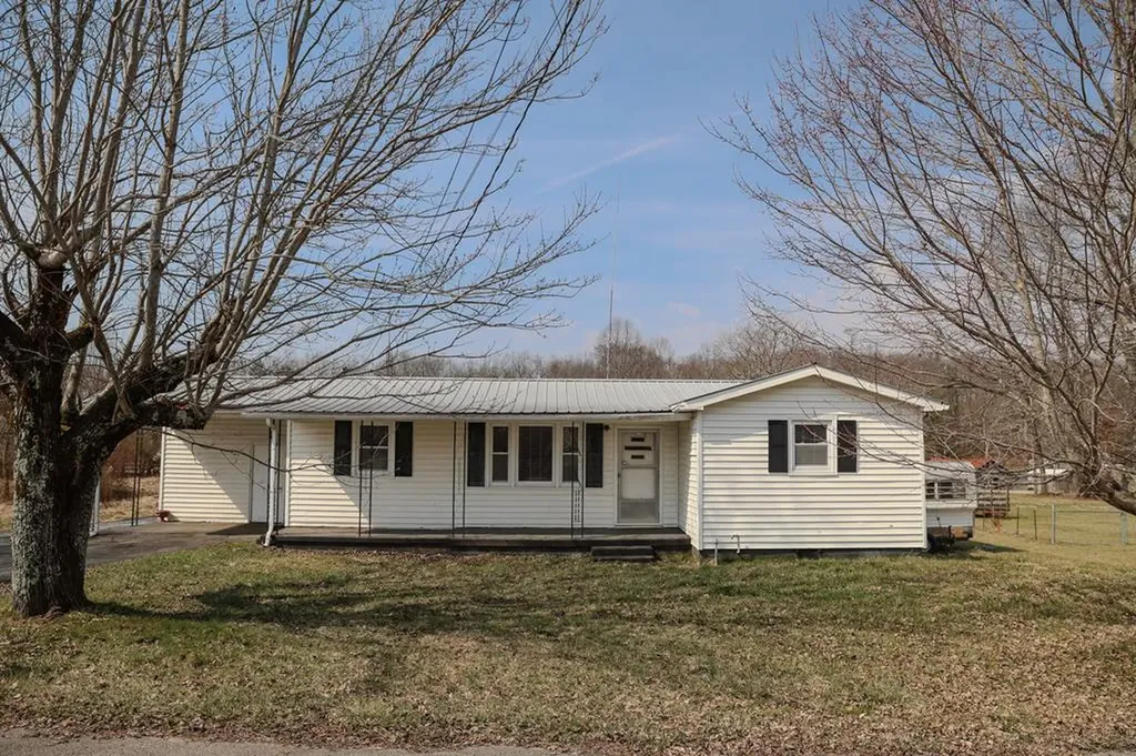 Monterey TN, 1282 Evergreen Lane