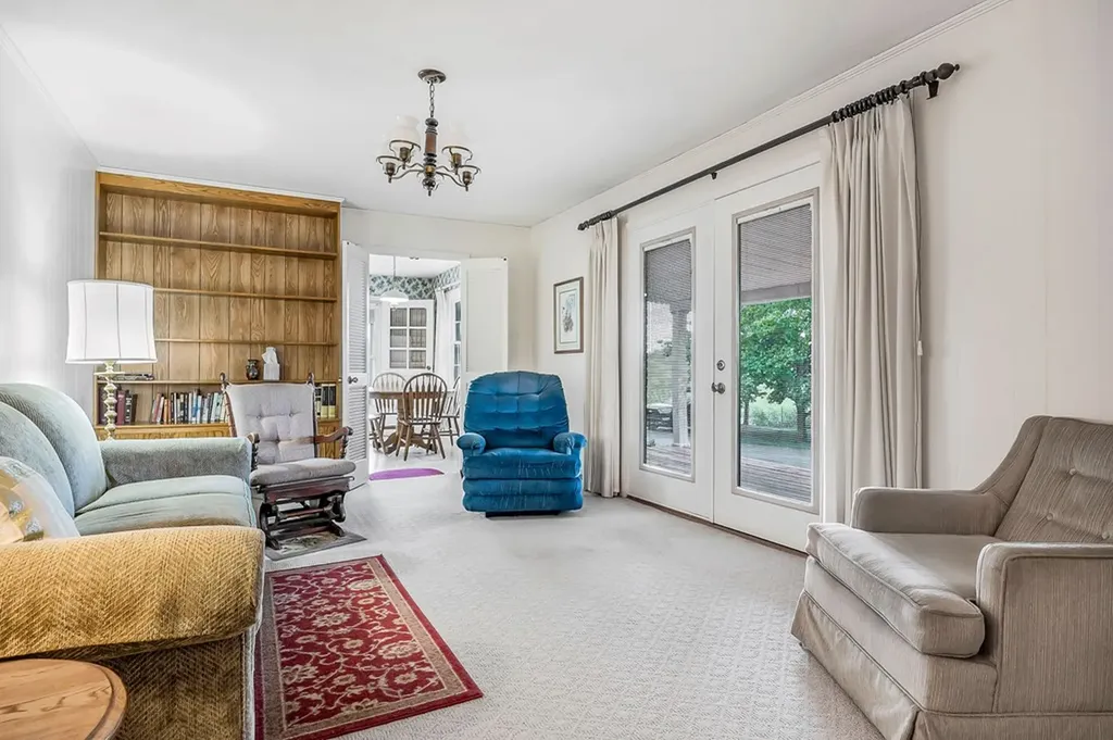 5036 Pendergrass Road Byrdstown TN 38549