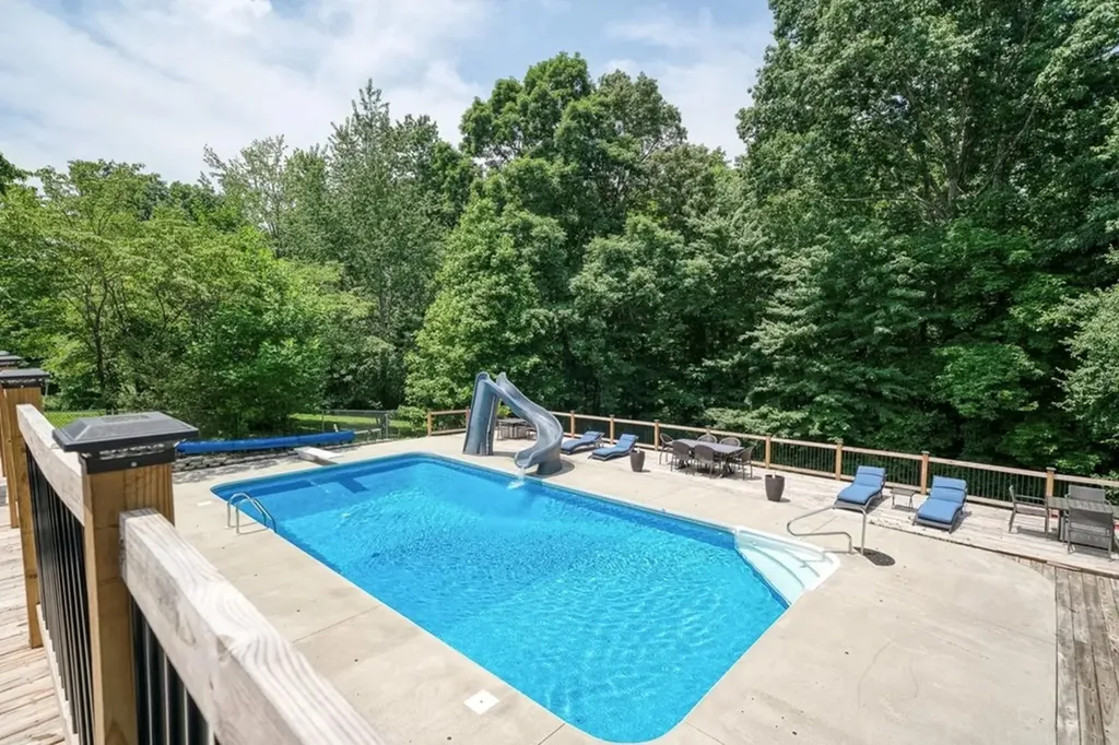 2727 Old Salem Drive Cookeville TN 38506-6437