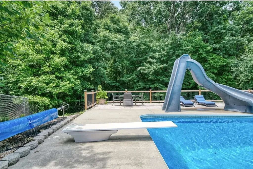 2727 Old Salem Drive Cookeville TN 38506-6437