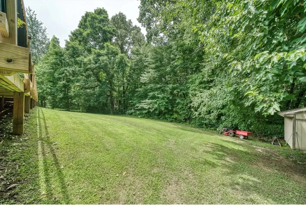 2727 Old Salem Drive Cookeville TN 38506-6437