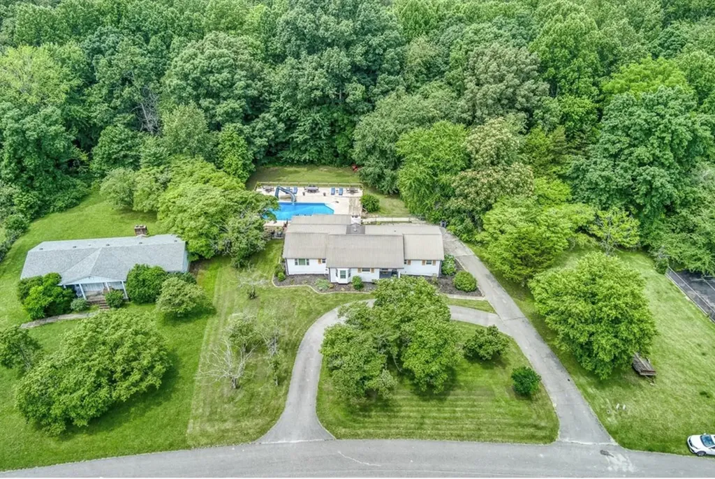 2727 Old Salem Drive Cookeville TN 38506-6437