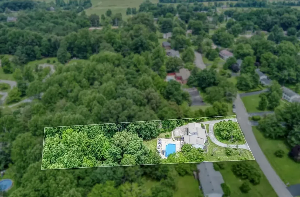 2727 Old Salem Drive Cookeville TN 38506-6437