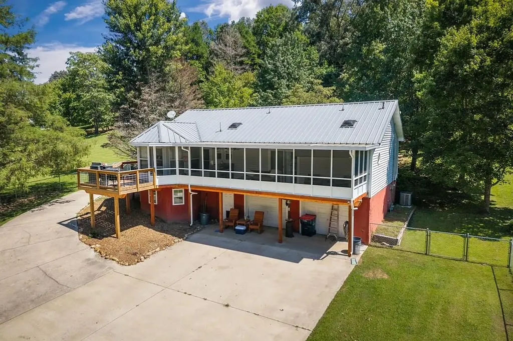 263 River Oaks Drive Sparta TN 38583