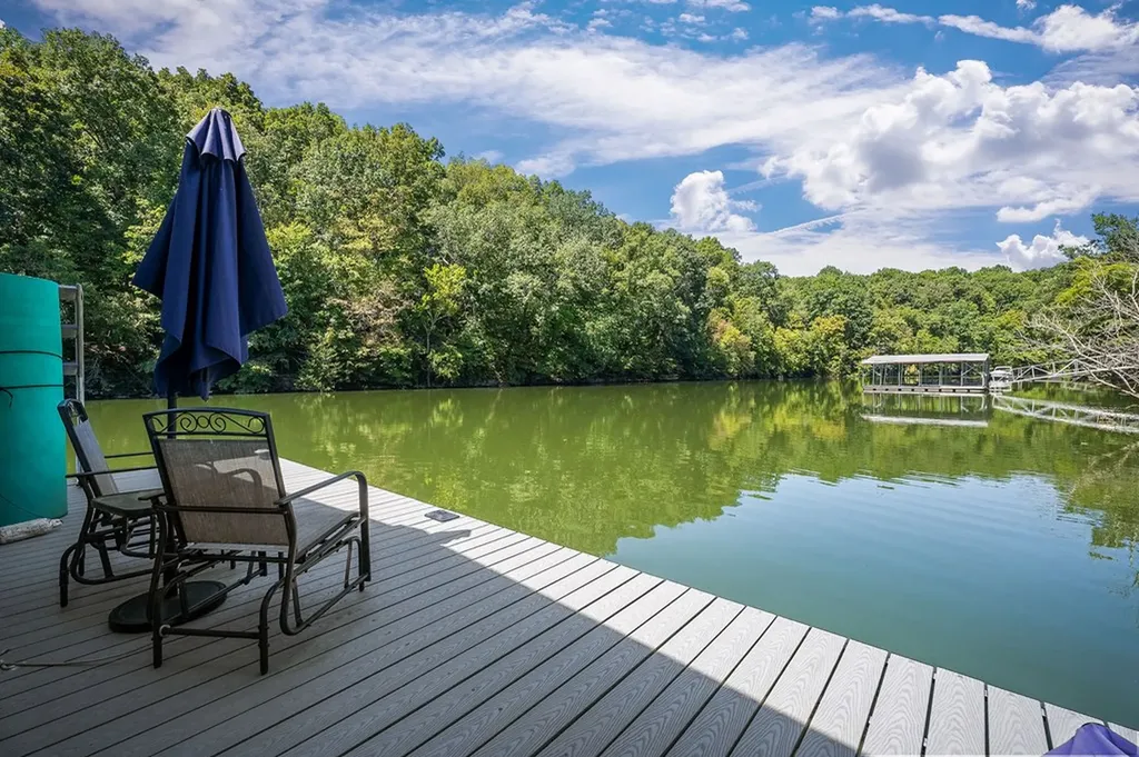 263 River Oaks Drive Sparta TN 38583