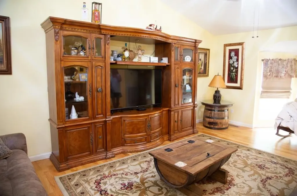 263 River Oaks Drive Sparta TN 38583