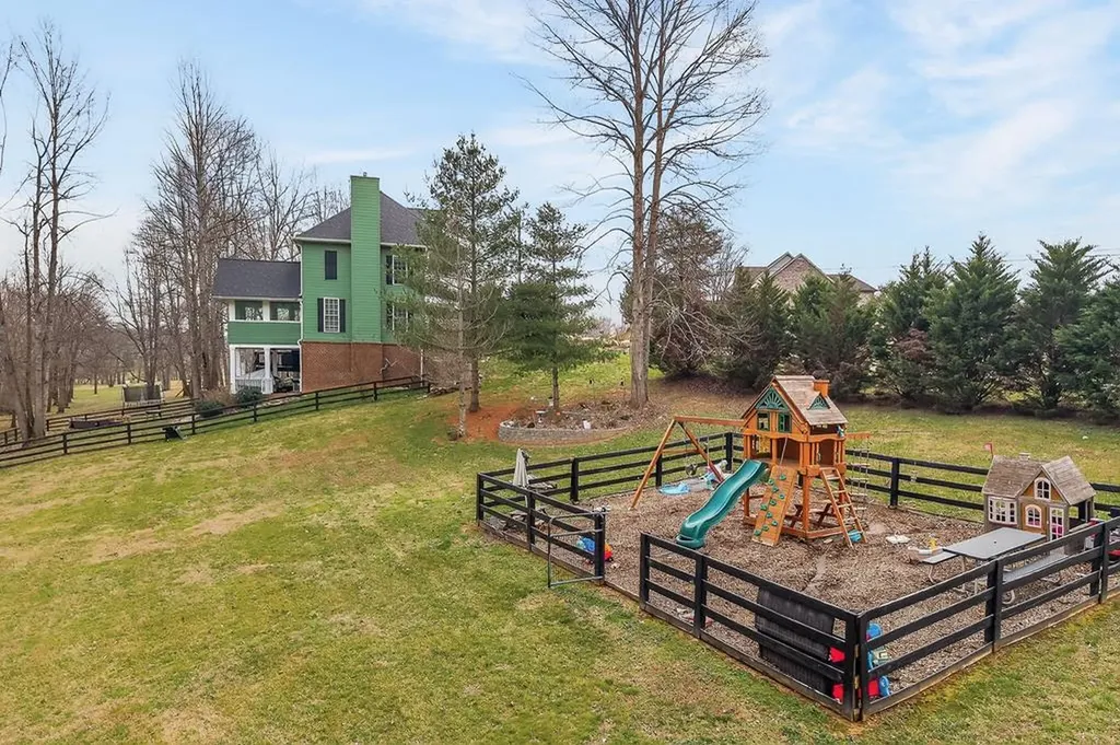 1220 Bob Bullock Road Cookeville TN 38506