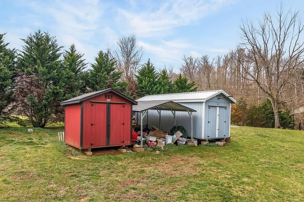 1220 Bob Bullock Road Cookeville TN 38506