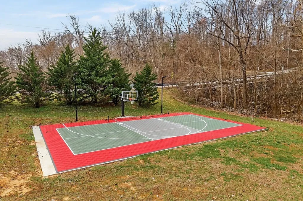 1220 Bob Bullock Road Cookeville TN 38506