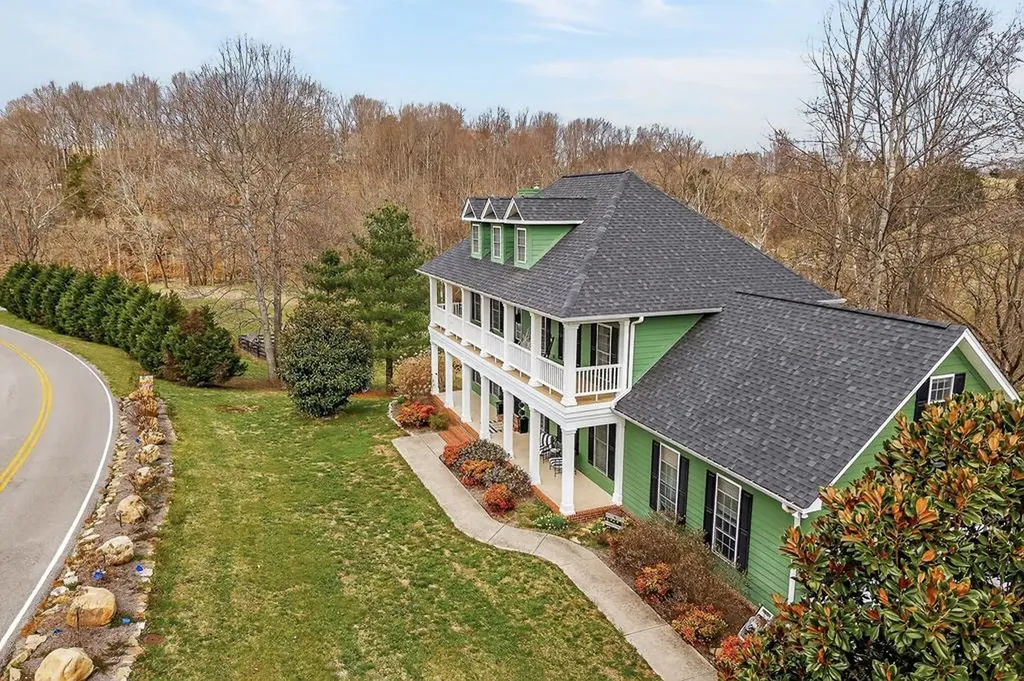 1220 Bob Bullock Road Cookeville TN 38506