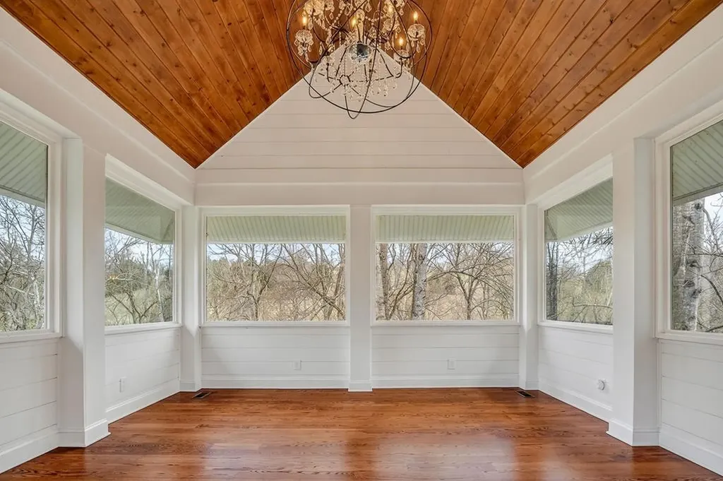 1220 Bob Bullock Road Cookeville TN 38506