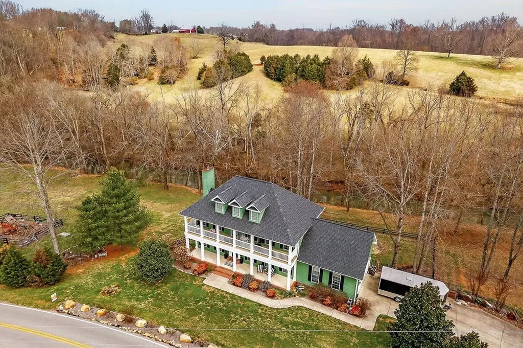 1220 Bob Bullock Road Cookeville TN 38506