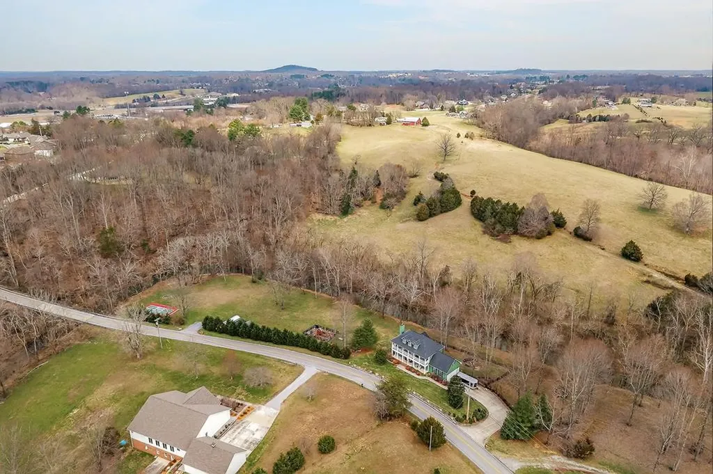 1220 Bob Bullock Road Cookeville TN 38506