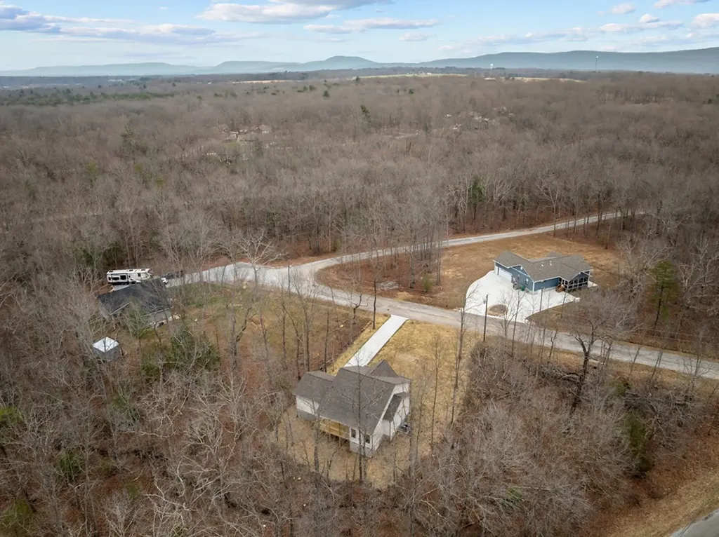 7058 Topez Drive Crossville TN 38572