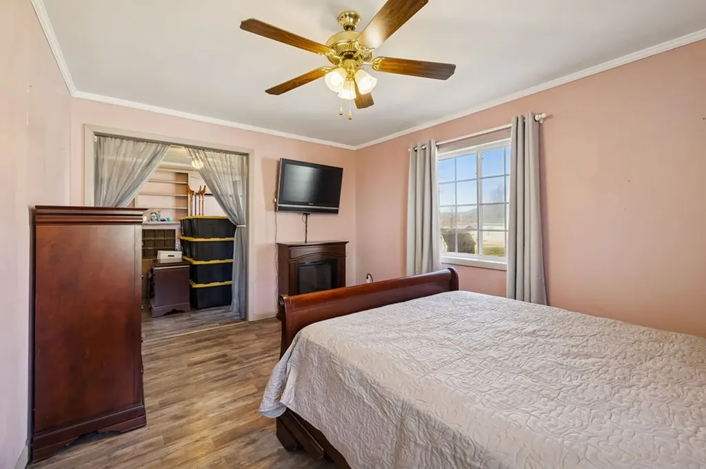 802 Water Street Livingston TN 38570