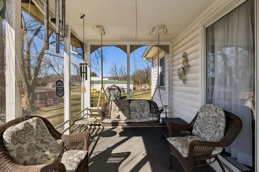 802 Water Street Livingston TN 38570