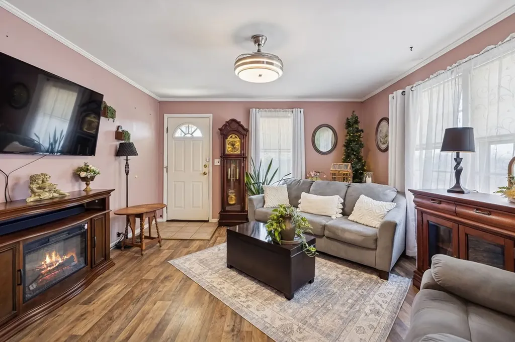 802 Water Street Livingston TN 38570