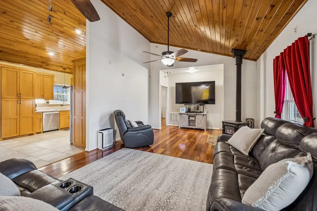 9200 Dobbs Cemetery Road Baxter TN 38544