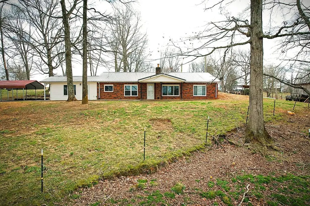 1152 Dogwalk Road Monroe TN 38573