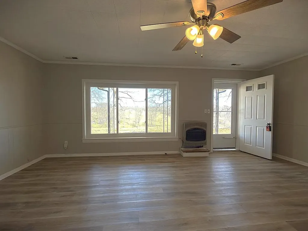 1152 Dogwalk Road Monroe TN 38573